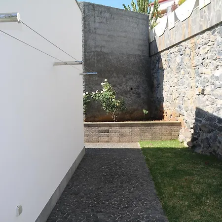 Ana Villa